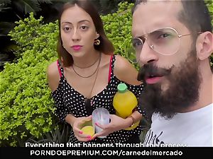 CARNE DEL MERCADO - fleshy Colombian labia pounded rock-hard
